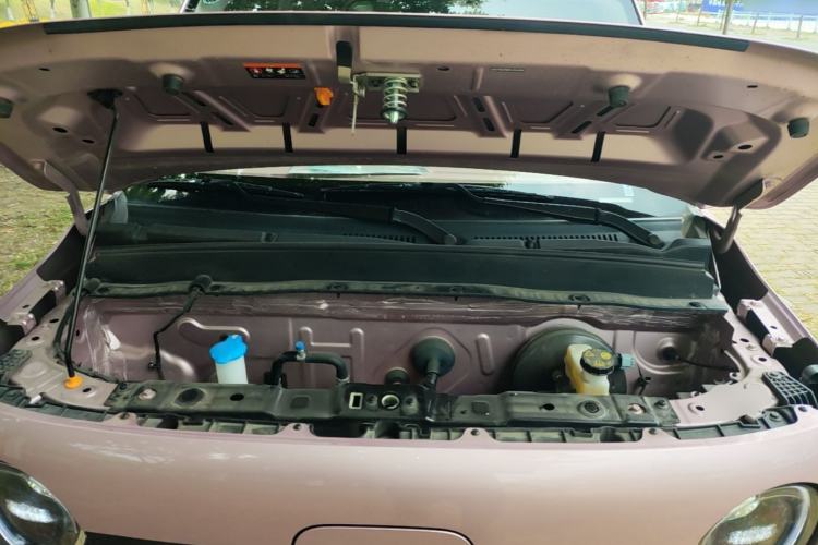 Used Geely Galaxy Panda 2025 210 km – Yuanqi Bear Engine Bay