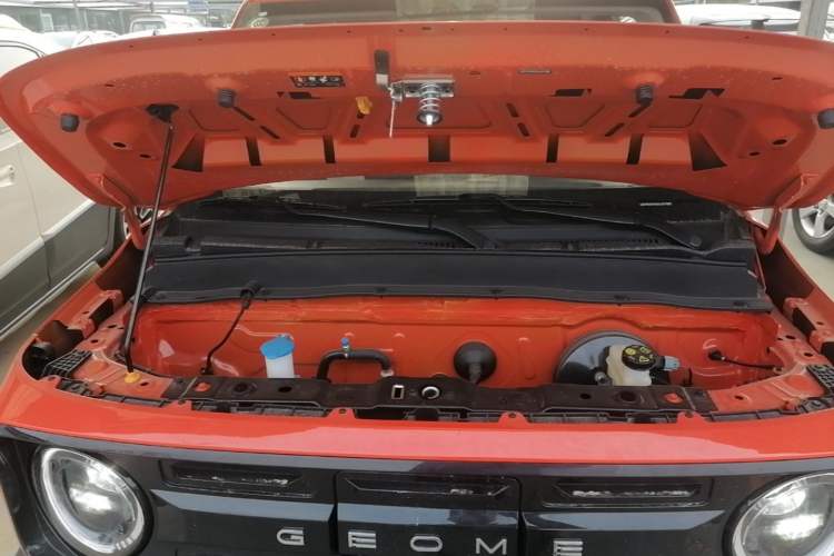 Used Geely Galaxy Panda 2025 210km Panda Rider Engine Bay