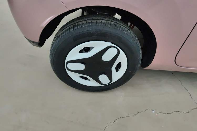 Used Geely Galaxy Panda 2025 210 km – Yuanqi Bear Exterior 5