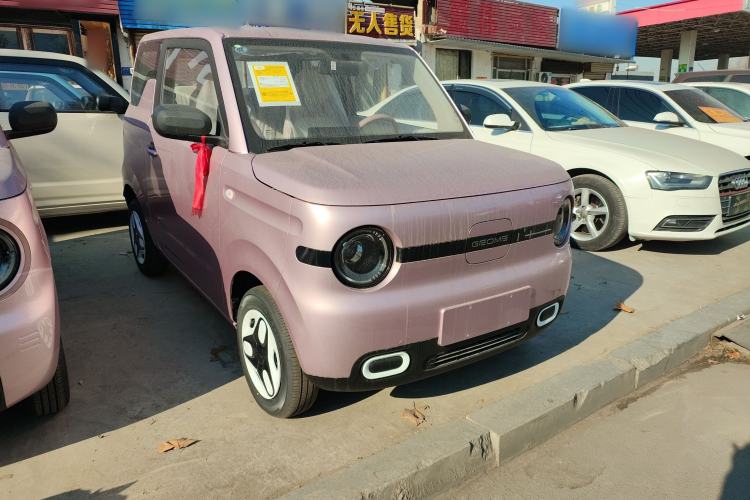 Used Geely Galaxy Panda 2025 210 km – Yuanqi Bear Front Right 45 Deg