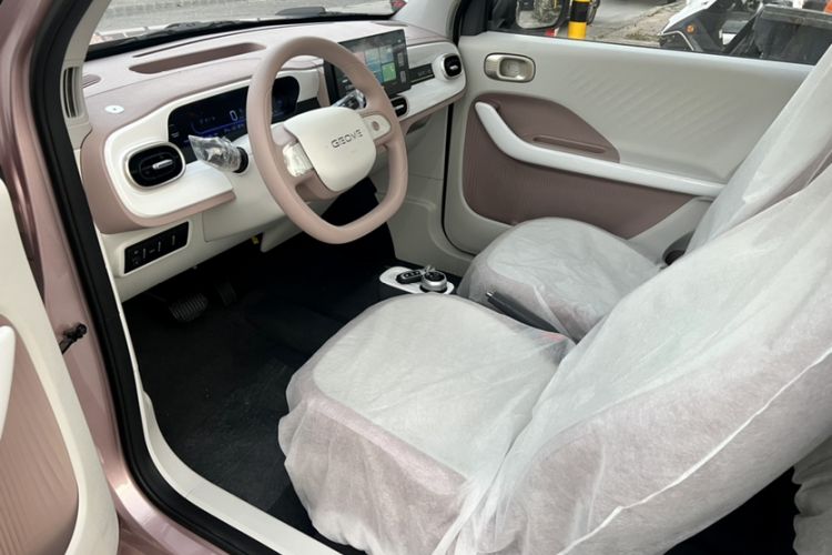 Used Geely Galaxy Panda 2025 210km Panda Kart Interior 3