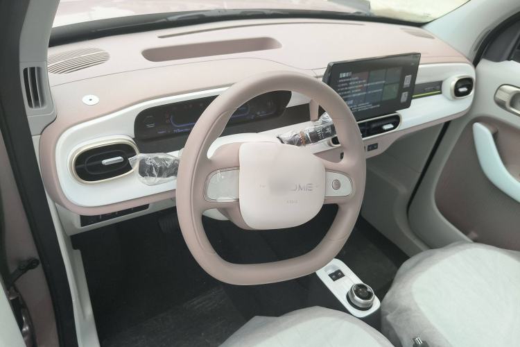 Used Geely Galaxy Panda 2025 210km Panda Kart Interior 3