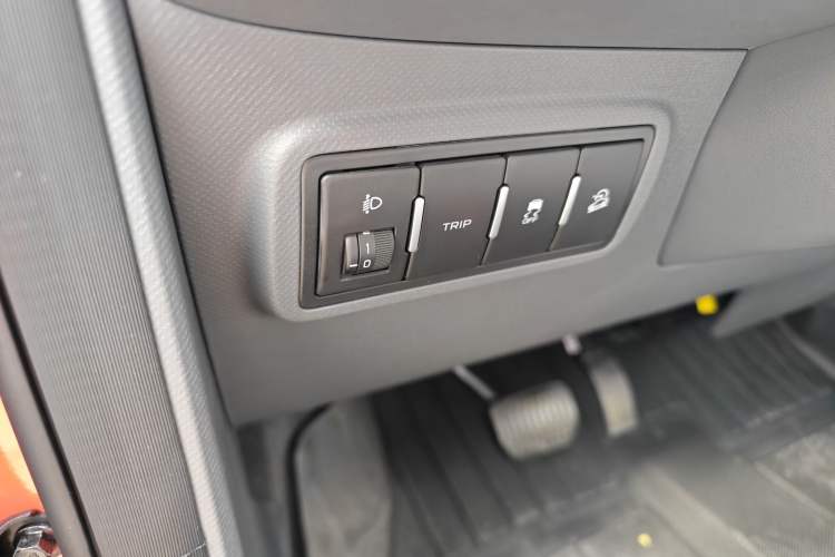Used Geely Galaxy Panda 2025 210km Panda Rider Interior 4