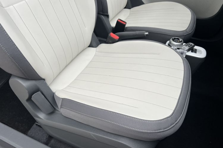 Used Geely Galaxy Panda 2025 Model 210km Panda Kart Piggy Hero Limited Edition Interior 8