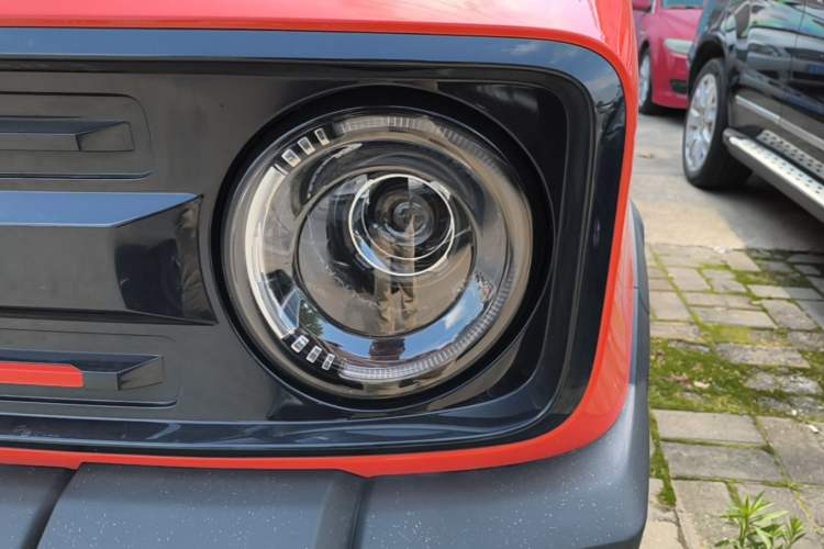 Used Geely Galaxy Panda 2025 210km Panda Rider Left Front Headlight