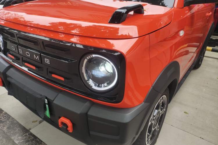 Used Geely Galaxy Panda 2025 210km Panda Rider Left Front Headlight