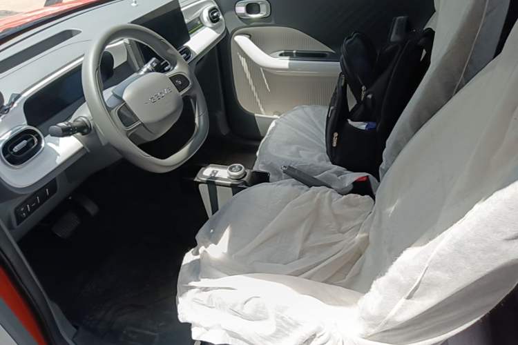 Used Geely Galaxy Panda 2025 210km Panda Rider Left Front Seat