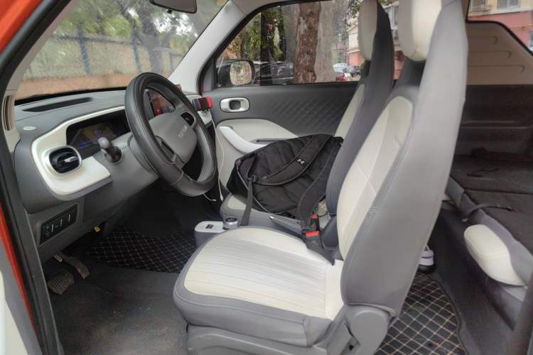 Used Geely Galaxy Panda 2025 210km Panda Rider Left Front Seat