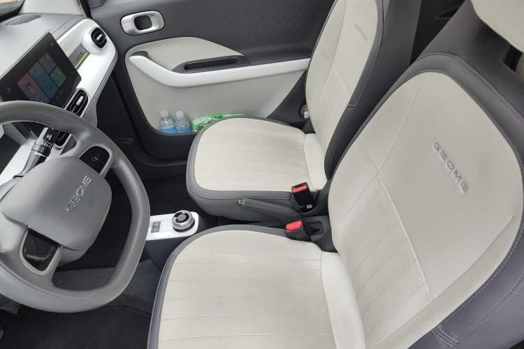 Used Geely Galaxy Panda 2025 210km Panda Kart Left Front Seat