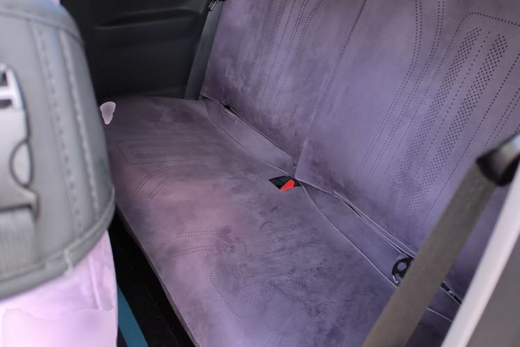 Used Geely Galaxy Panda 2025 210km Panda Rider Left Rear Seat