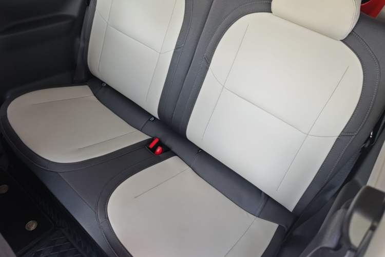 Used Geely Galaxy Panda 2025 210km Panda Rider Left Rear Seat