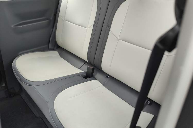 Used Geely Galaxy Panda 2025 210km Panda Kart Left Rear Seat