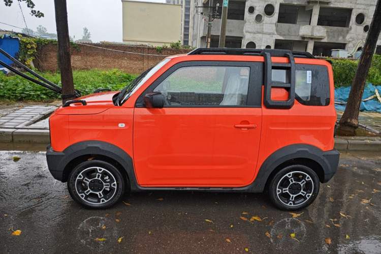 Used Geely Galaxy Panda 2025 210km Panda Rider Left Side
