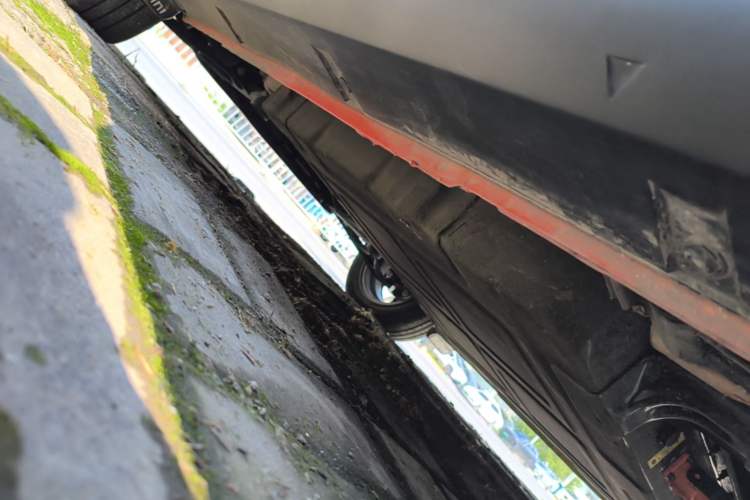 Used Geely Galaxy Panda 2025 210km Panda Rider Left Side Sill