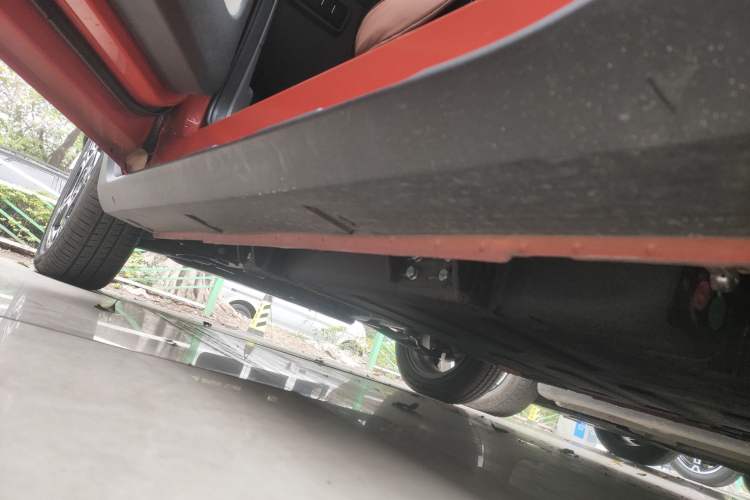 Used Geely Galaxy Panda 2025 210km Panda Rider Left Side Sill