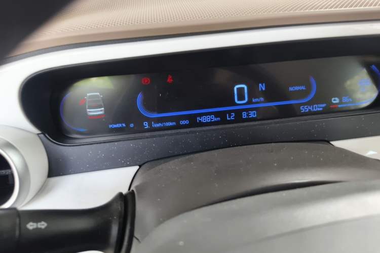 Used Geely Galaxy Panda 2025 210km Panda Rider Odometer Close Up