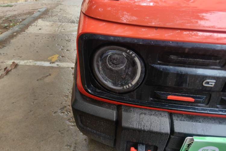 Used Geely Galaxy Panda 2025 210km Panda Rider Right Front Headlight