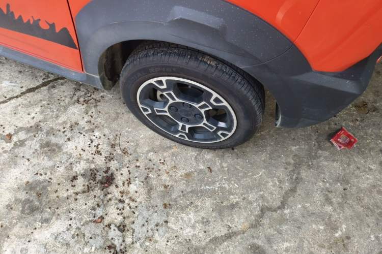 Used Geely Galaxy Panda 2025 210km Panda Rider Right Front Wheel Hub