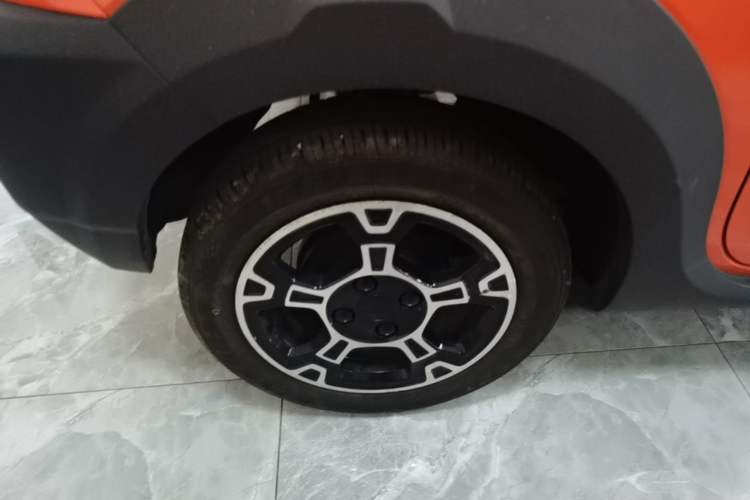 Used Geely Galaxy Panda 2025 210km Panda Rider Right Rear Wheel Hub