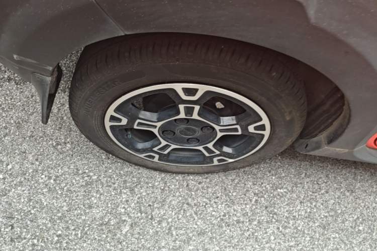 Used Geely Galaxy Panda 2025 210km Panda Rider Right Rear Wheel Hub