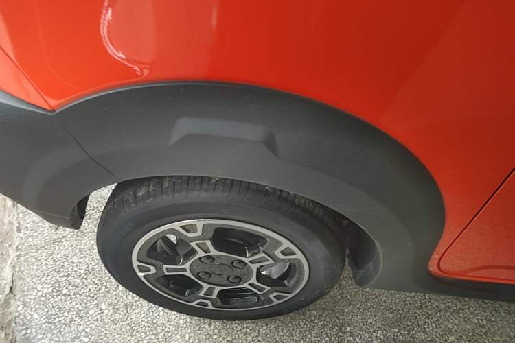 Used Geely Galaxy Panda 2025 210km Panda Rider Right Rear Wheel Hub