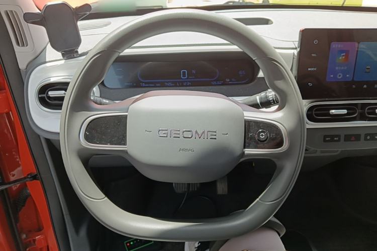 Used Geely Galaxy Panda 2025 210km Panda Rider Steering Wheel