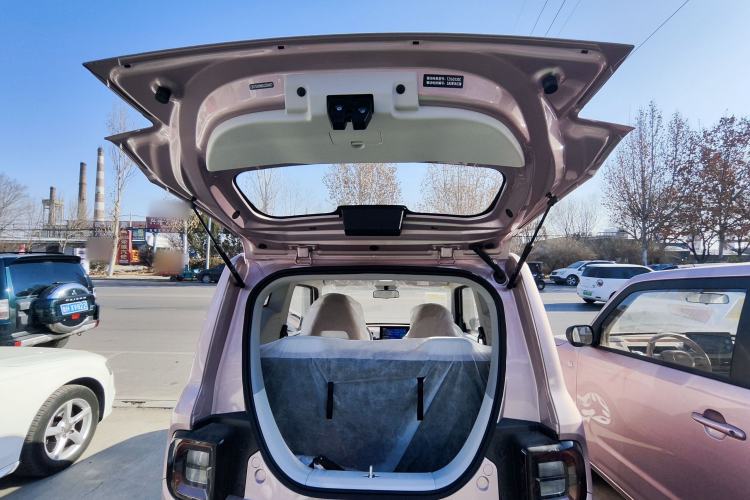 Used Geely Galaxy Panda 2025 210 km – Yuanqi Bear Trunk