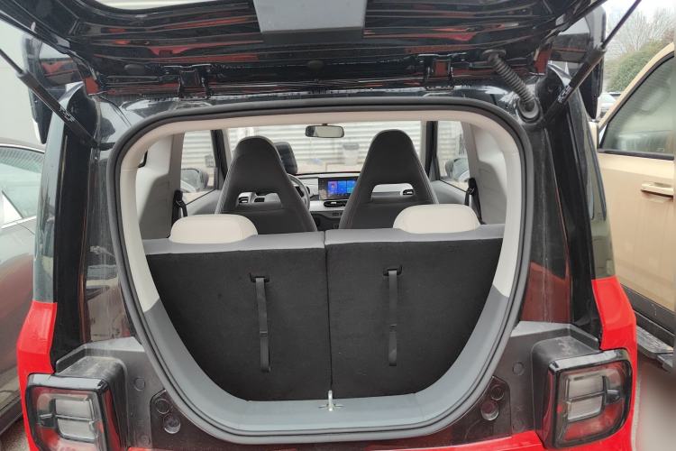 Used Geely Galaxy Panda 2025 210km Panda Kart Trunk