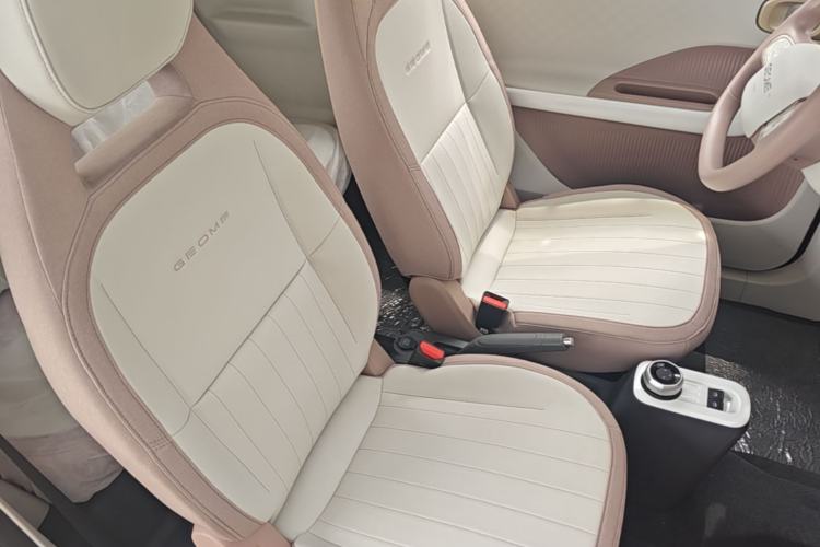 Used Geely Galaxy Panda 2025 210km Panda Kart Right Front Seat