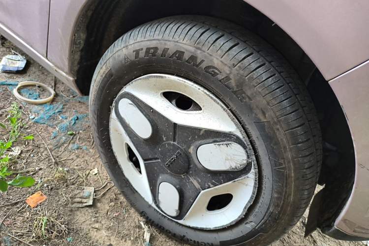 Used Geely Galaxy Panda 2025 210 km – Yuanqi Bear Right Front Wheel Hub