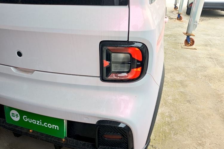 Used Geely Galaxy Panda 2025 210km Panda Kart Right Rear Taillight