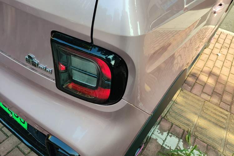 Used Geely Galaxy Panda 2025 210km Panda Kart Right Rear Taillight