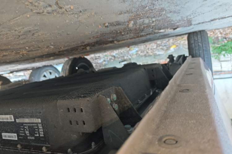Used Geely Galaxy Panda 2025 210 km – Yuanqi Bear Right Side Sill