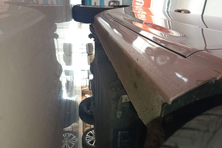 Used Geely Galaxy Panda 2025 210 km – Yuanqi Bear Right Side Sill