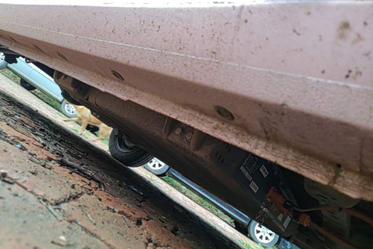 Used Geely Galaxy Panda 2025 210 km – Yuanqi Bear Right Side Sill