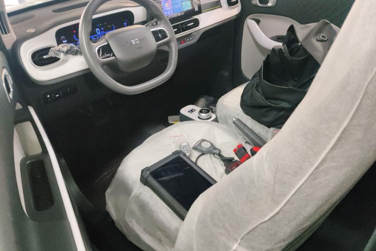 Used Geely Galaxy Panda 2025 210km Panda Kart Driver Seat