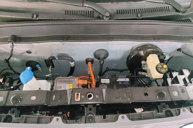 Used Geely Galaxy Panda 2025 210km Panda Kart Engine Bay