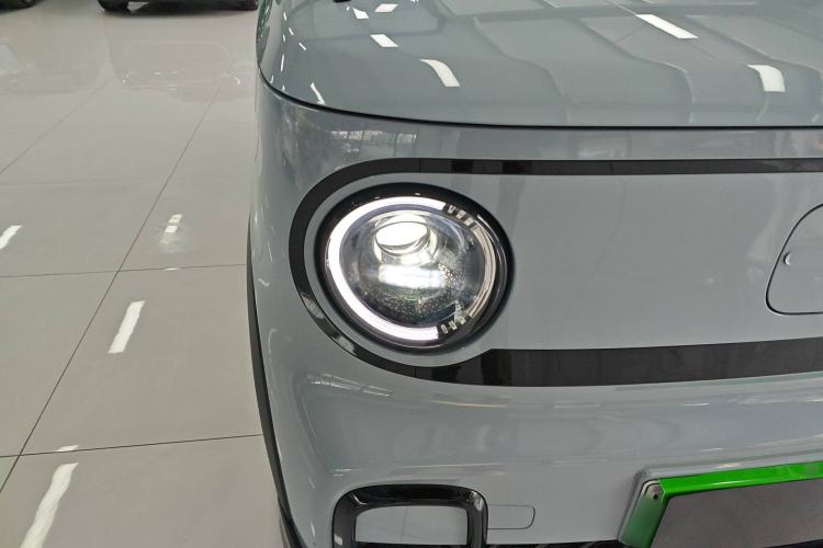 Used Geely Galaxy Panda 2025 210km Panda Kart Exterior 2