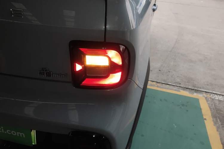 Used Geely Galaxy Panda 2025 210km Panda Kart Exterior 3