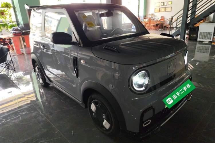 Used Geely Galaxy Panda 2025 210km Panda Kart Front Right 45 Deg