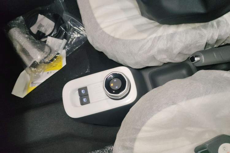 Used Geely Galaxy Panda 2025 210km Panda Kart Gear Lever