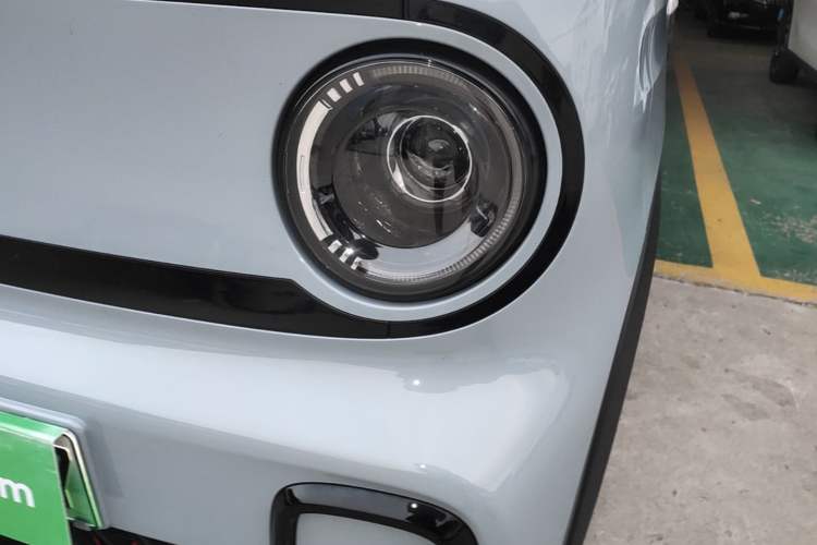 Used Geely Galaxy Panda 2025 210km Panda Kart Left Front Headlight