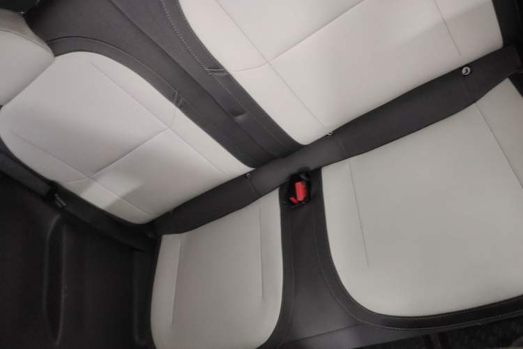 Used Geely Galaxy Panda 2025 210km Panda Kart Left Rear Seat