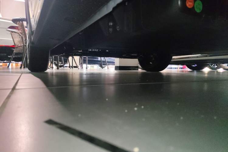 Used Geely Galaxy Panda 2025 210km Panda Kart Left Side Sill