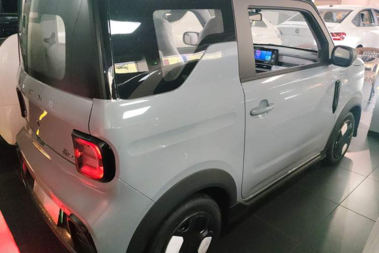 Used Geely Galaxy Panda 2025 210km Panda Kart Rear Right 45 Deg