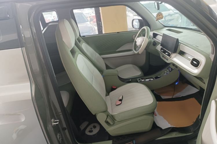 Used Geely Galaxy Panda 2025 210km Panda Rider Right Front Seat