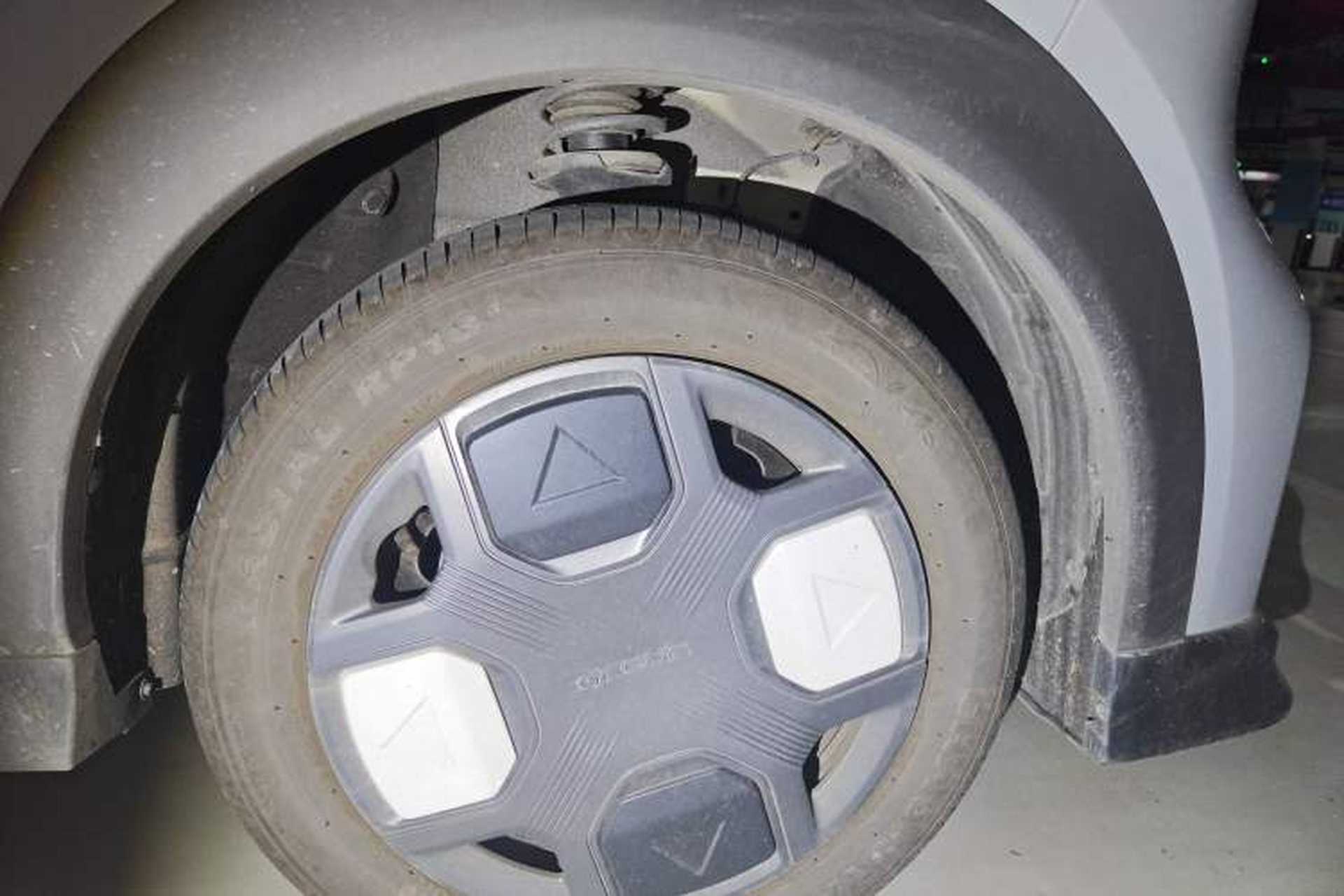 Used Geely Galaxy Panda 2025 210km Panda Kart Right Front Wheel Hub