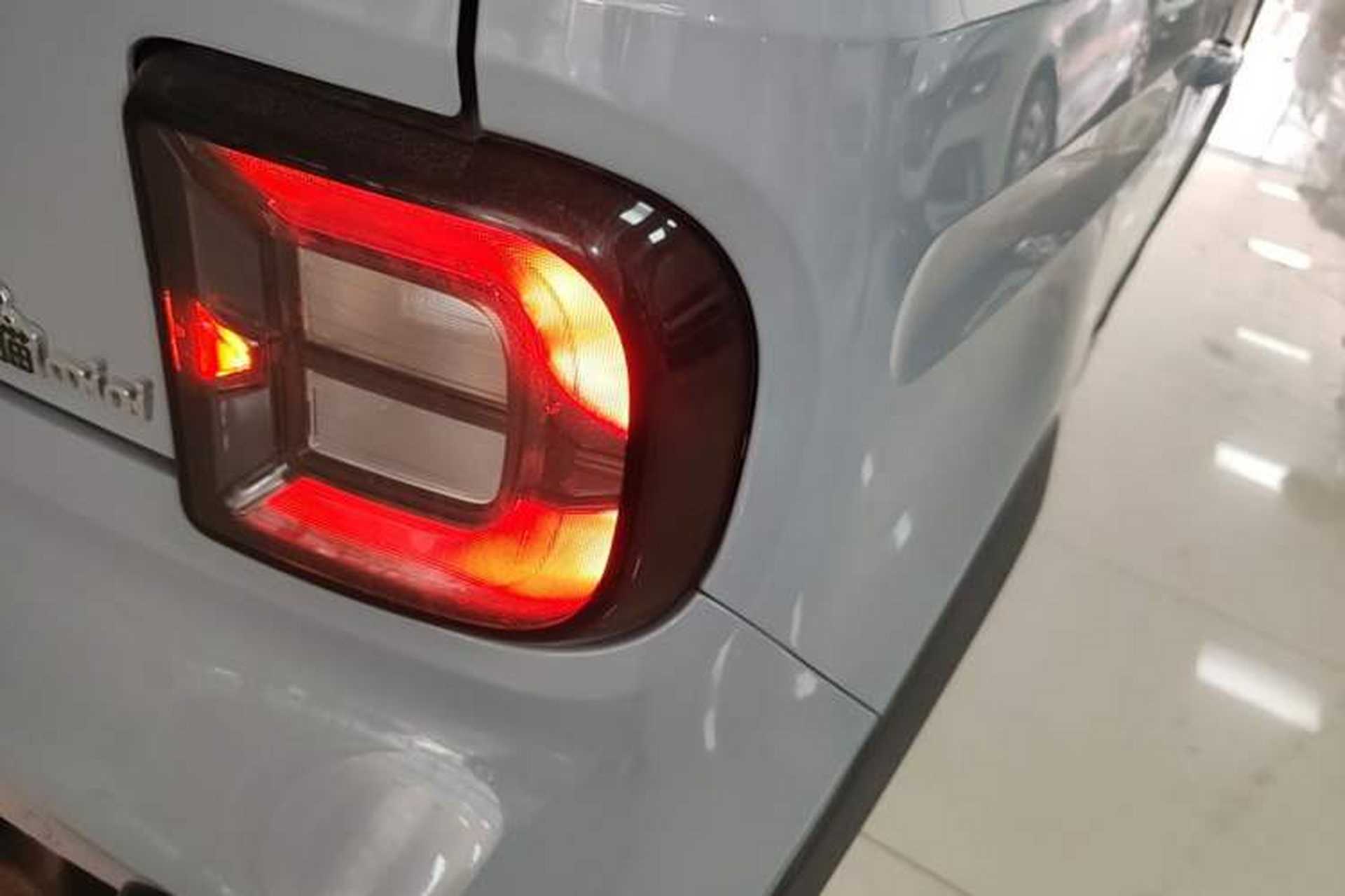 Used Geely Galaxy Panda 2025 210km Panda Kart Right Rear Taillight