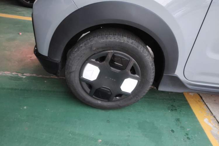 Used Geely Galaxy Panda 2025 210km Panda Kart Right Rear Wheel Hub