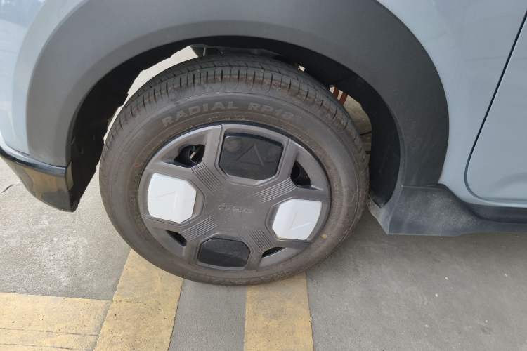 Used Geely Galaxy Panda 2025 210km Panda Kart Right Rear Wheel Hub